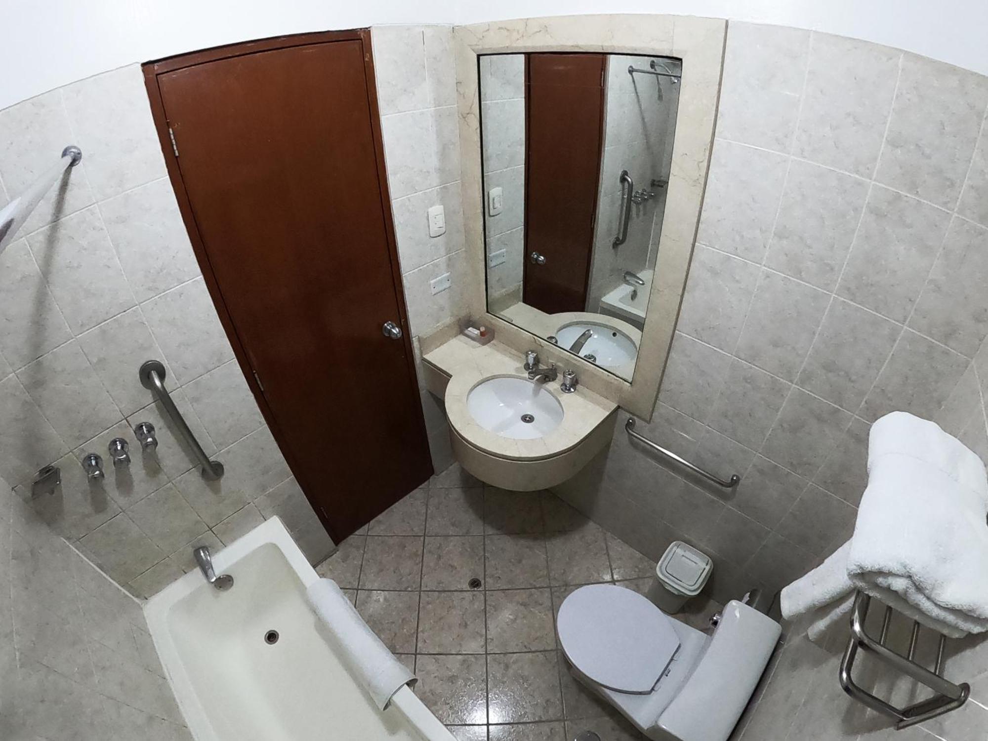 Hotel La Joya Huaraz  Luaran gambar